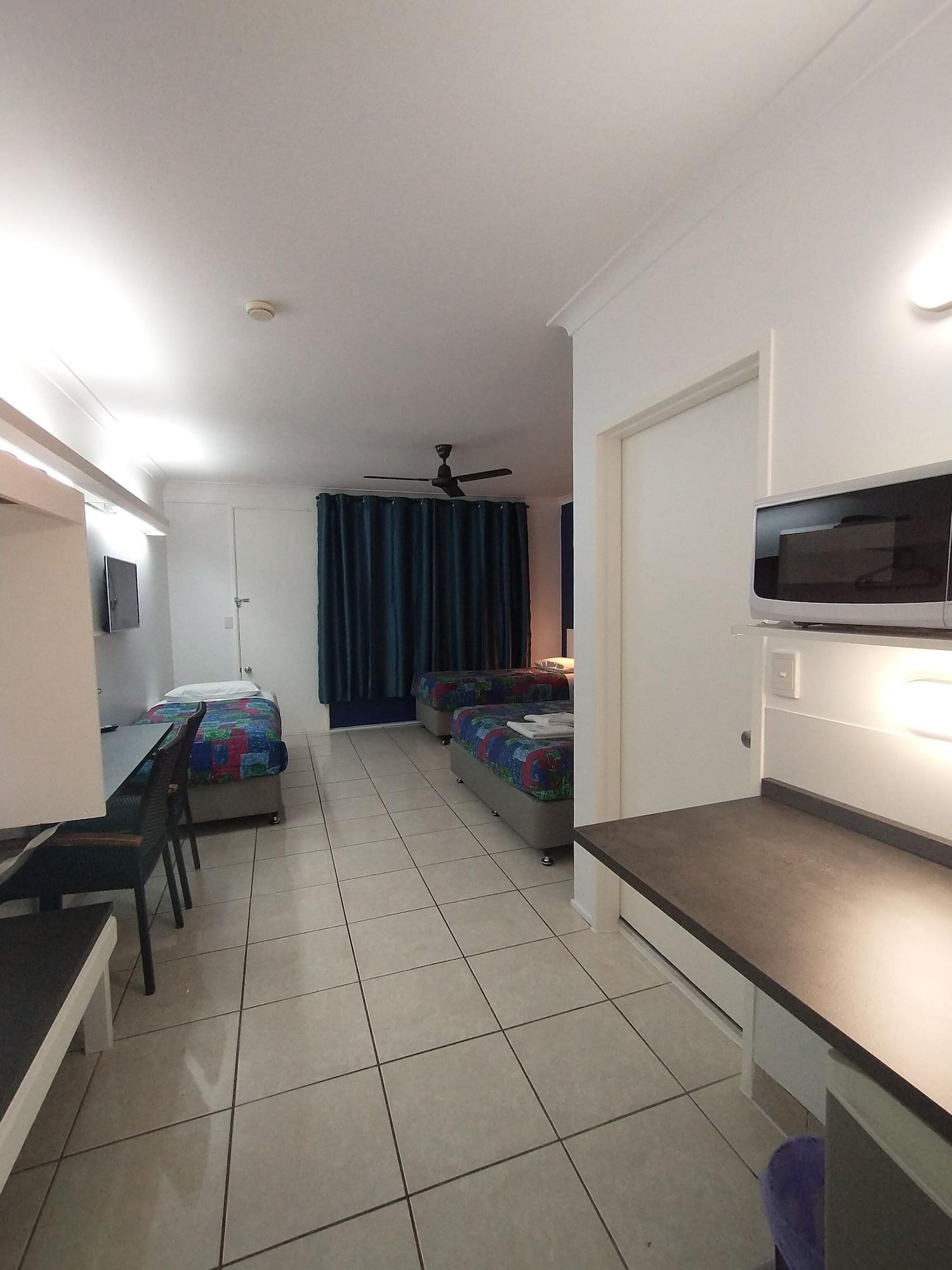 Sunset Motel Aspley