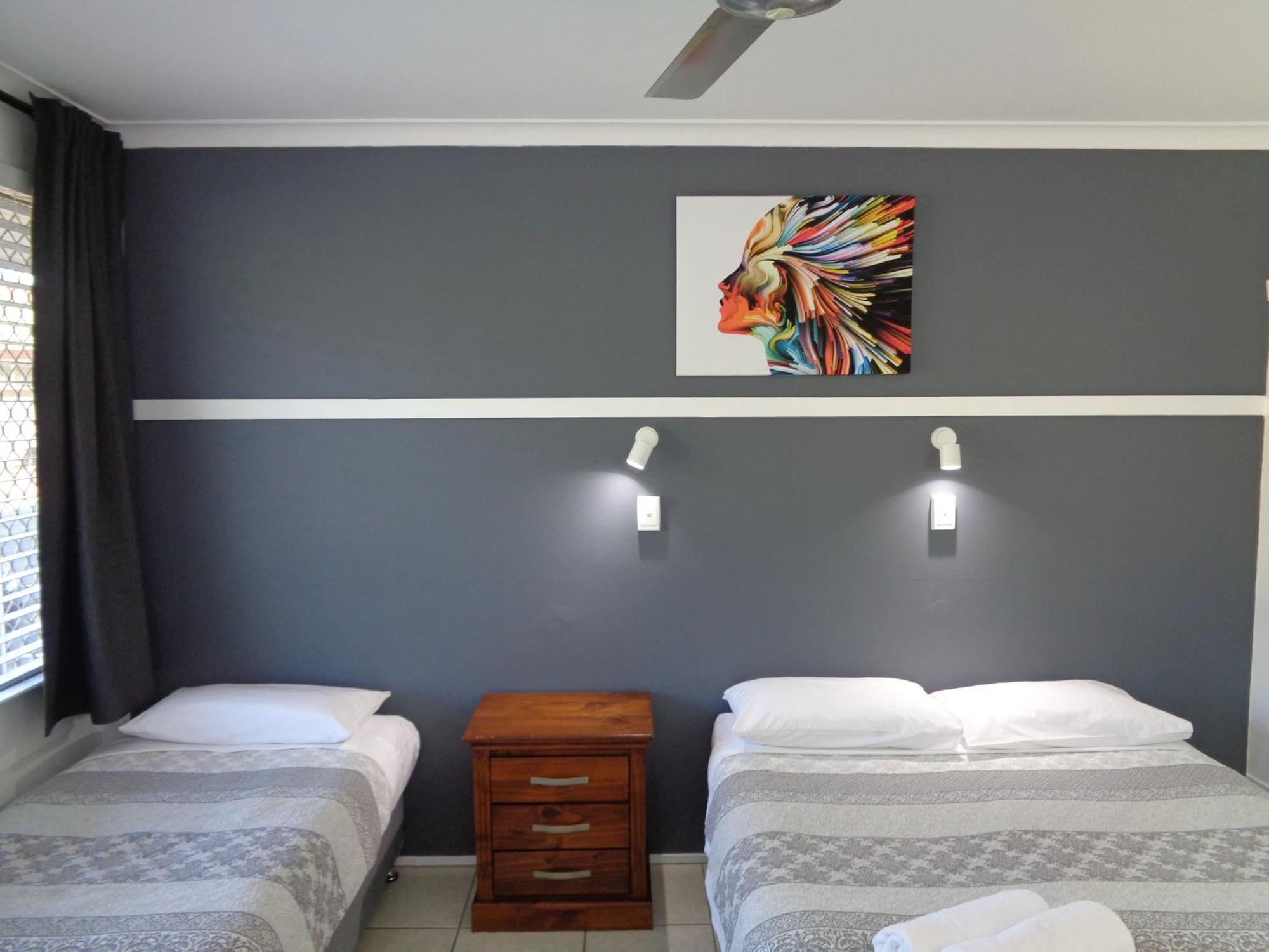 Sunset Motel 3*